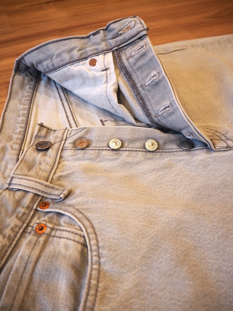 Vintage-Levi's 501 XX hellgrau