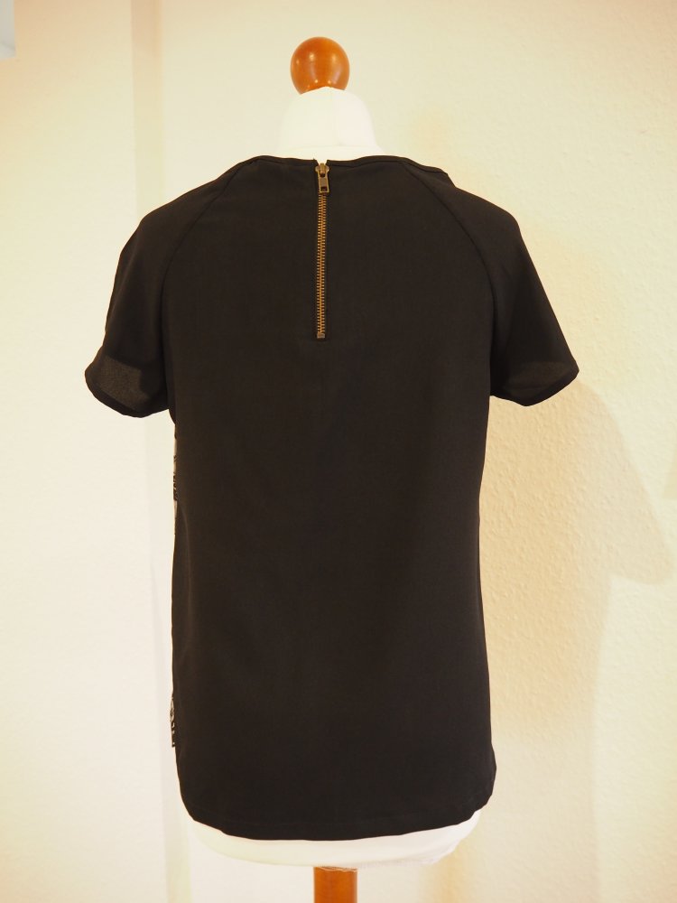 Edles schwarzes Spitzen-Shirt