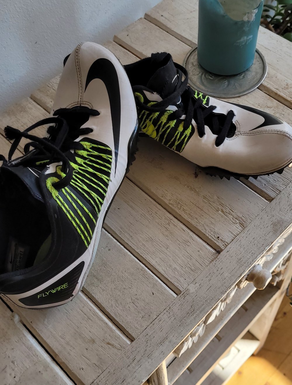 Laufschuhe Nike m. Spikes Gr. 40  Leichtathletik