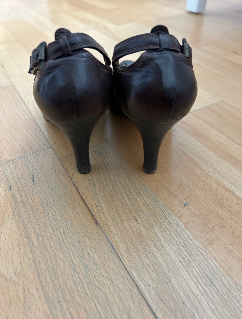 braune Pumps