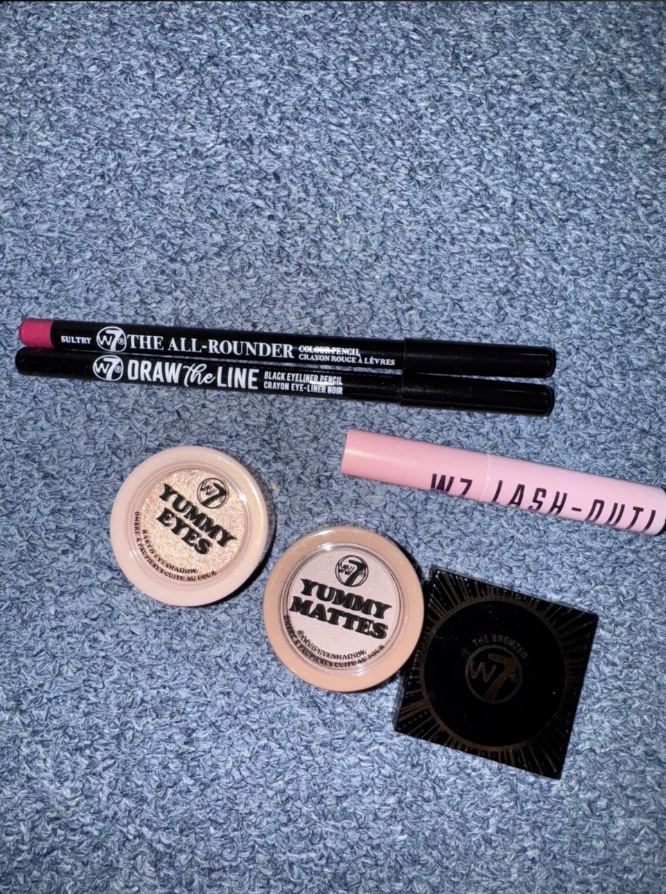 W7 Make-up Set – Mascara, Bronzer, Lidschatten & mehr