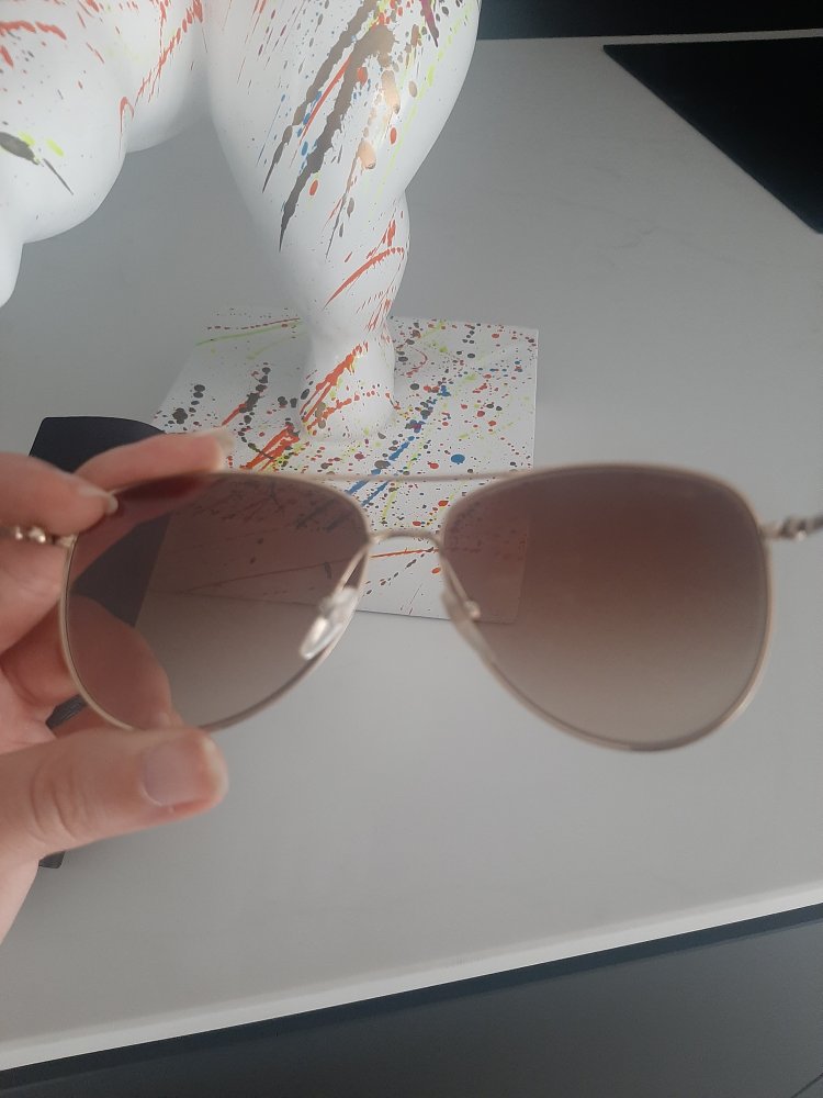 BURBERRY Sonnenbrille Pilotenbrille getragen mit Etui