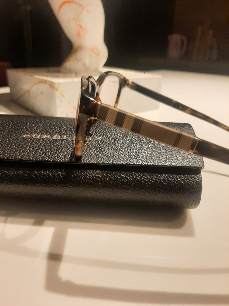 Burberry Brille mit Etui Neuwertig