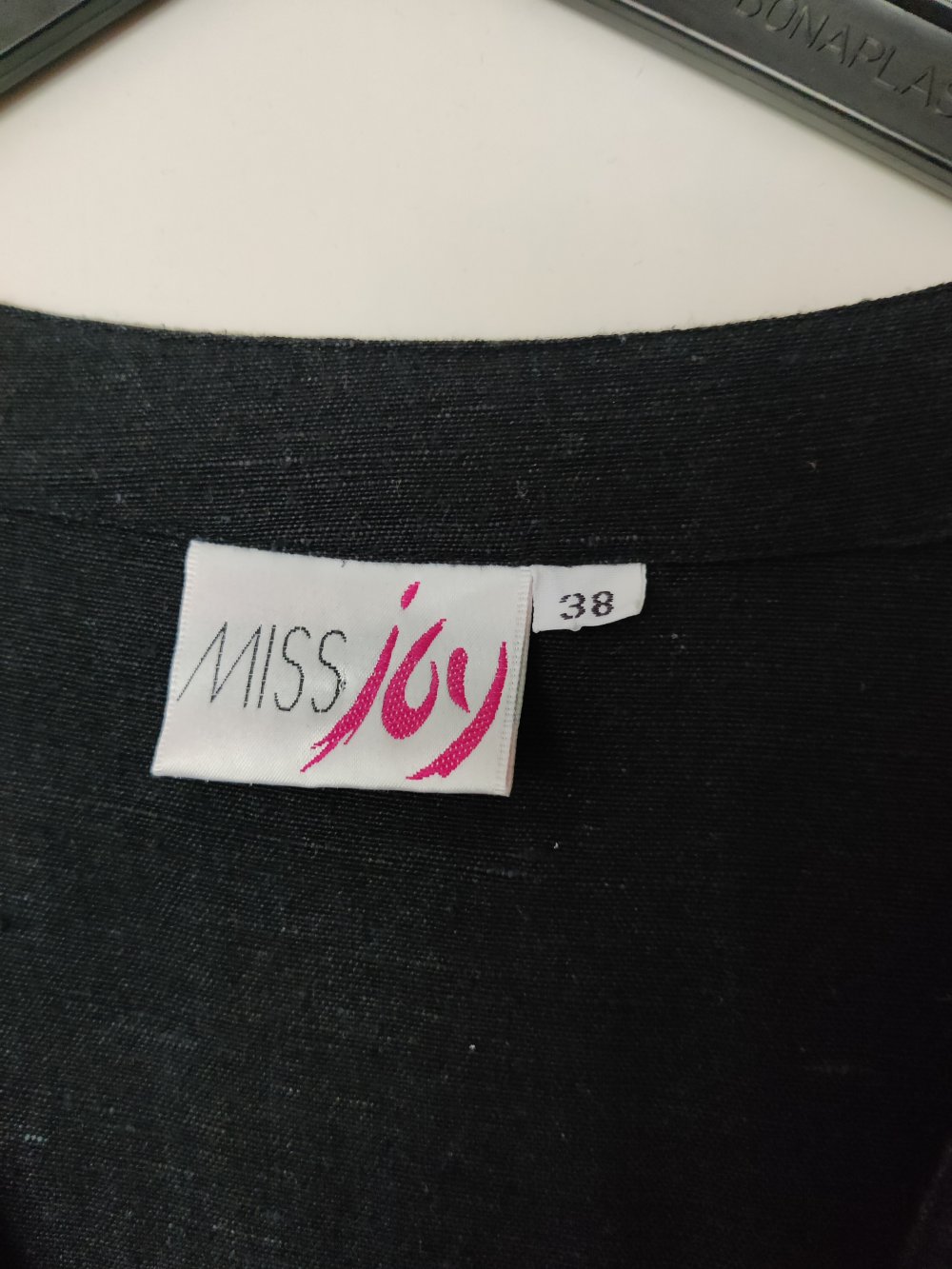 Lässiges Sommerkleid mit interessanten Details