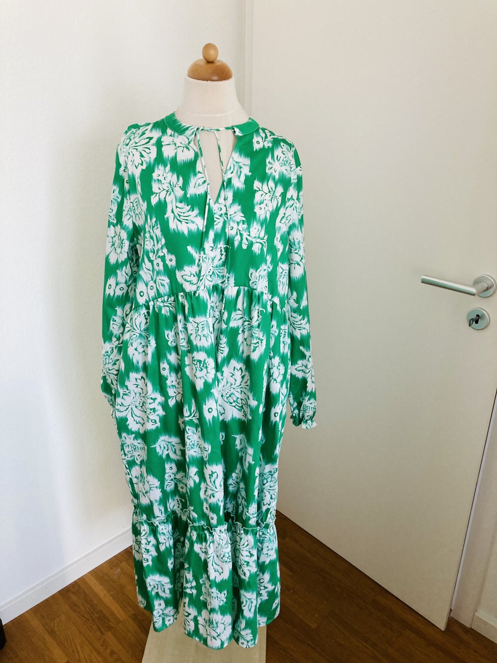 Darling Harbour Kleid Gr 36 statt 130 eur