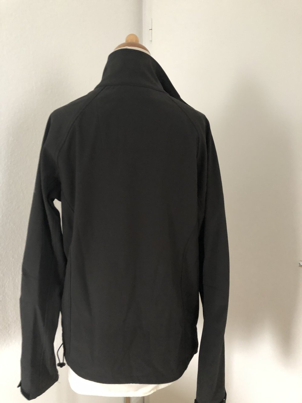 Jacke Windbreaker Gr S schwarz von Mountain Guide