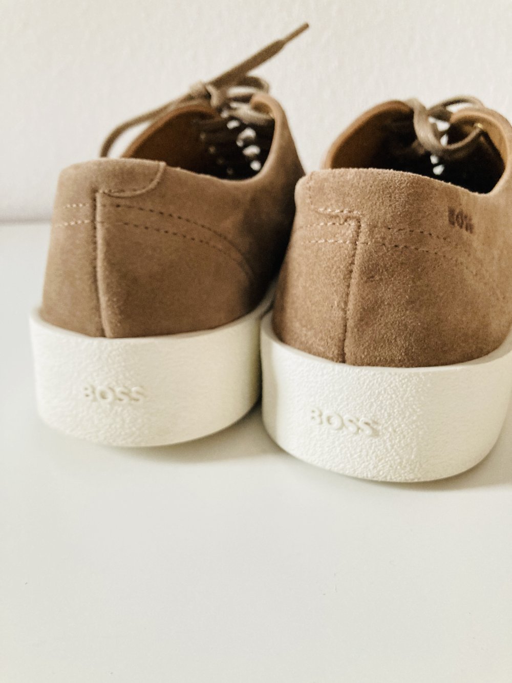 Hugo Boss Sneaker Gr 43 statt 200 eur