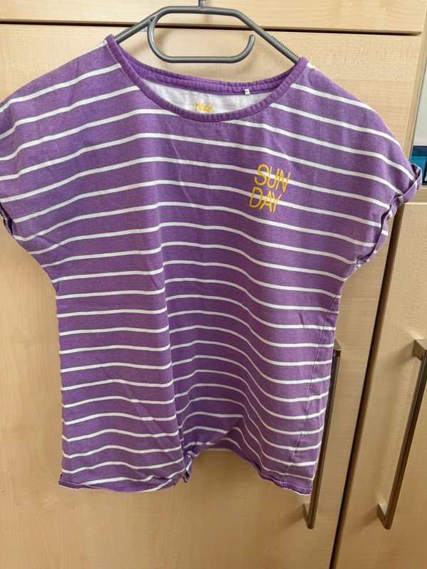 gesrtreites T-Shirt, Gr. 158/164, Yigga