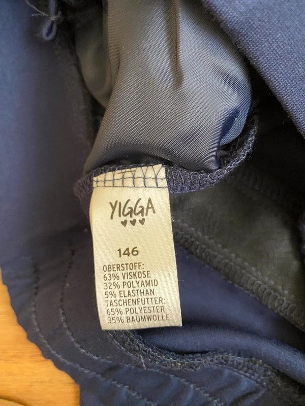 Mädchen Hose, Gr. 146, Yigga, neu