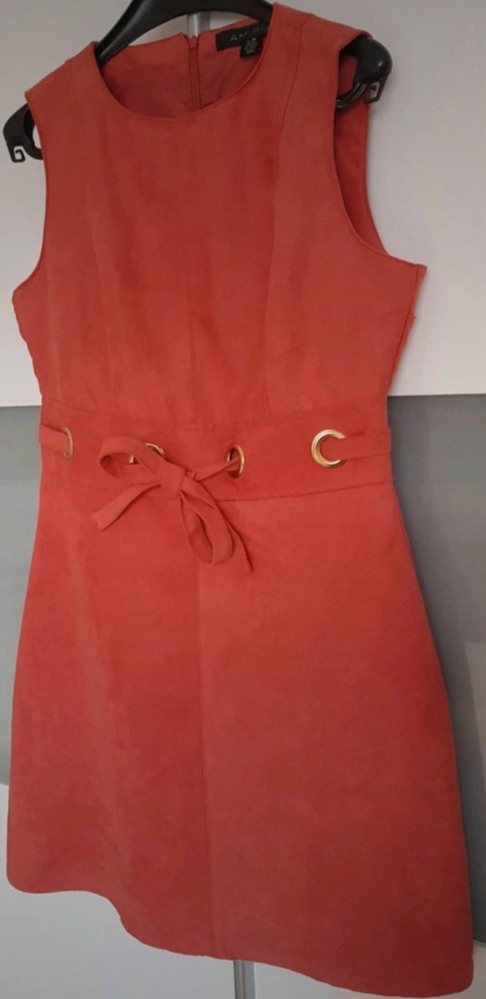 Wie neu ~ Superweiches & hübsches Kleid (v.Amisu), terracotta, Gr.36 ~ *Wildleder-Optik*