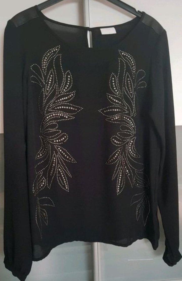 Wie neu ~ Edle Chiffon-Bluse, schwarz mit Nieten & Leder, Gr.S