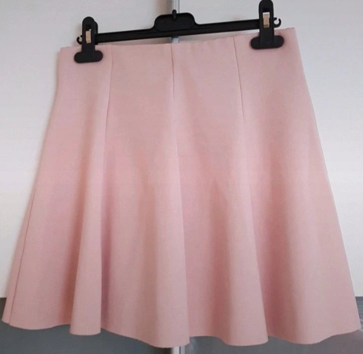 Neu - Kurzer Rock (v.C&A/Elements Collection), rosé, Gr.36