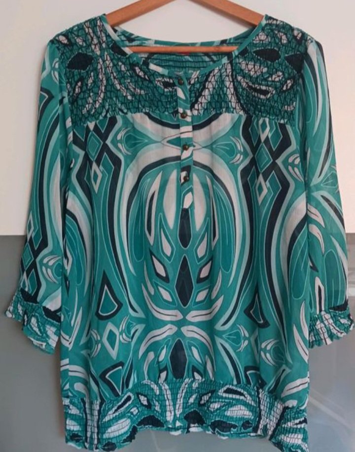 Neuw. ~ Schöne Chiffon-Bluse (S.Oliver), Gr.M, türkis/hellblau