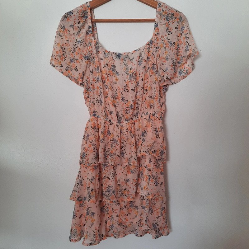 Sommerkleid mit Blumenmuster