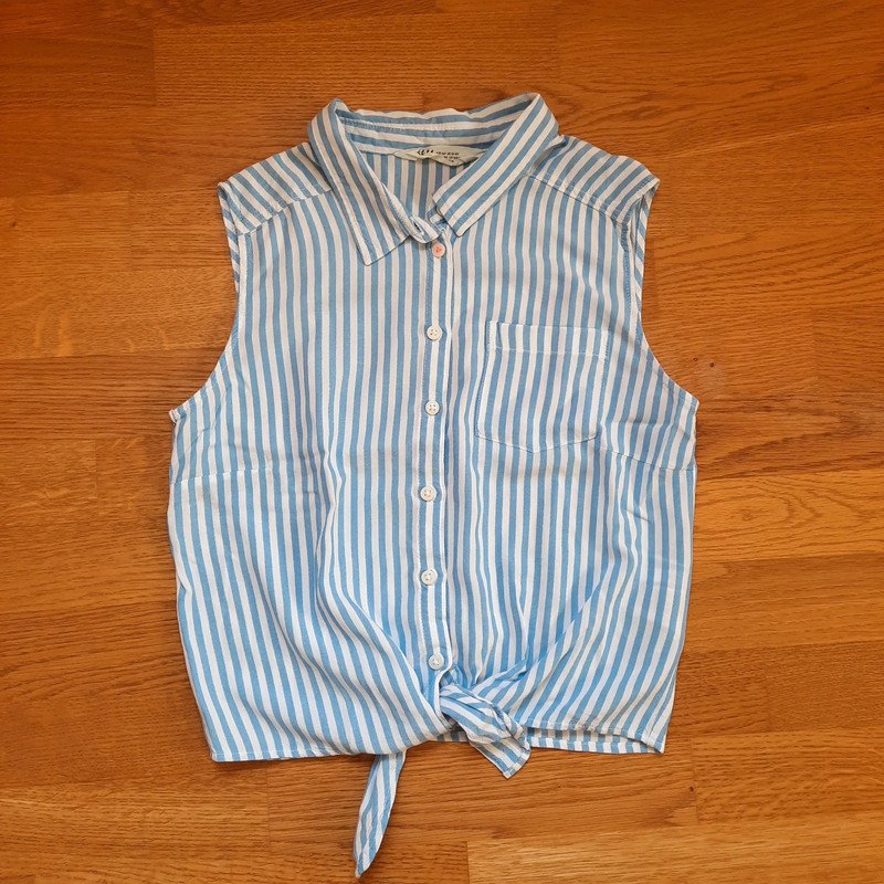 weiß-blau gestreiftes Top von H&M