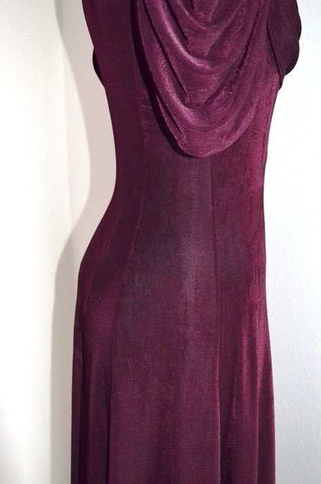 Sehr schönes Kleid, Perfekte Figur! Gr.36-40