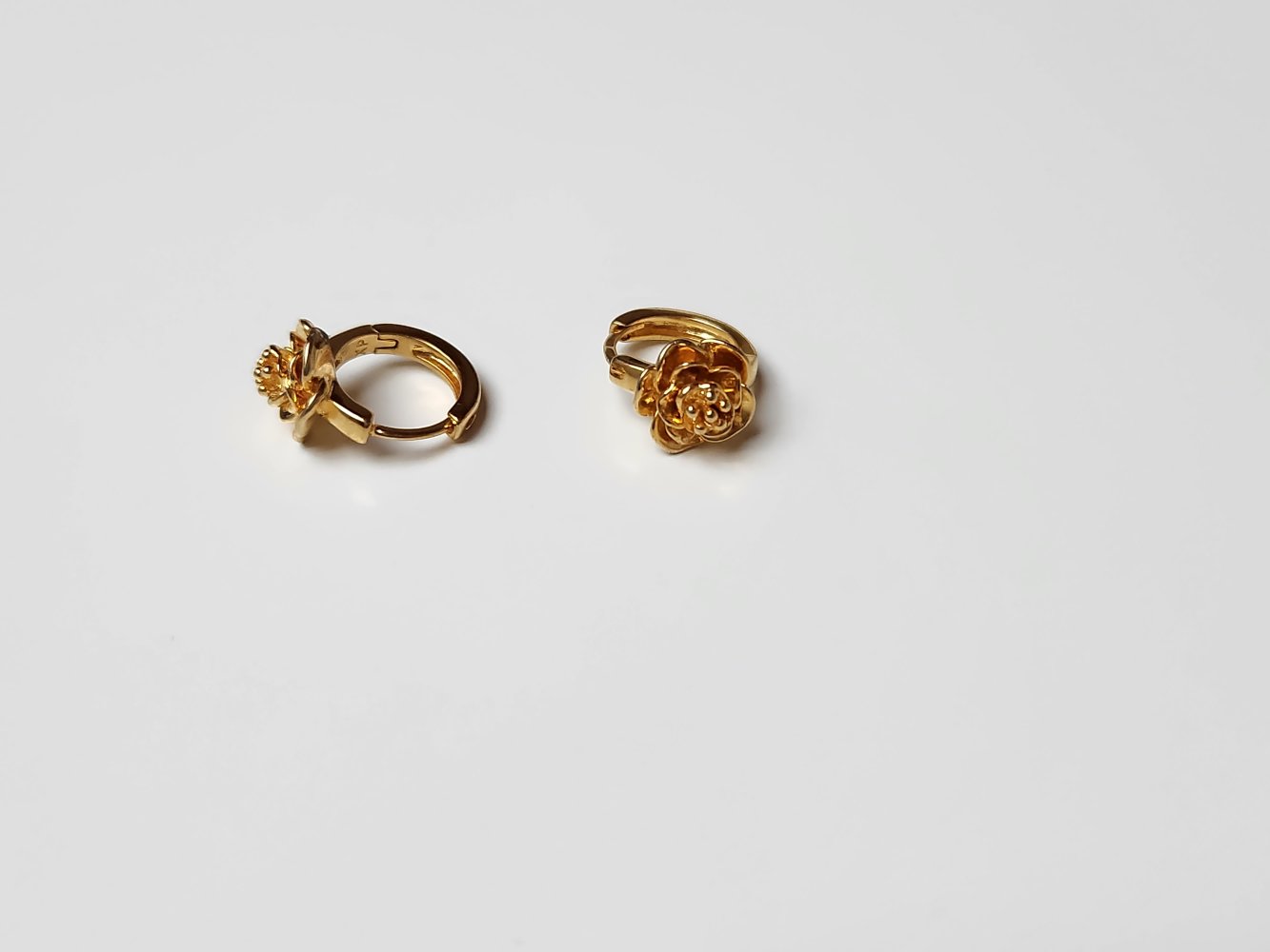 Rose Ohrringe gold farbig