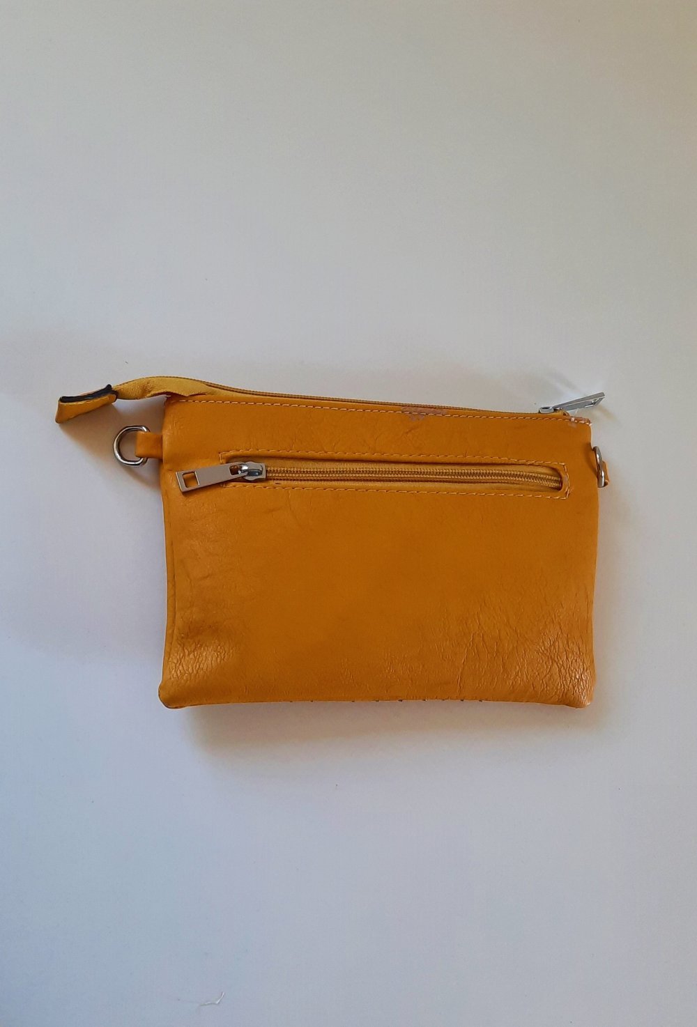 gelbe Clutch / Umhängetasche Kuss