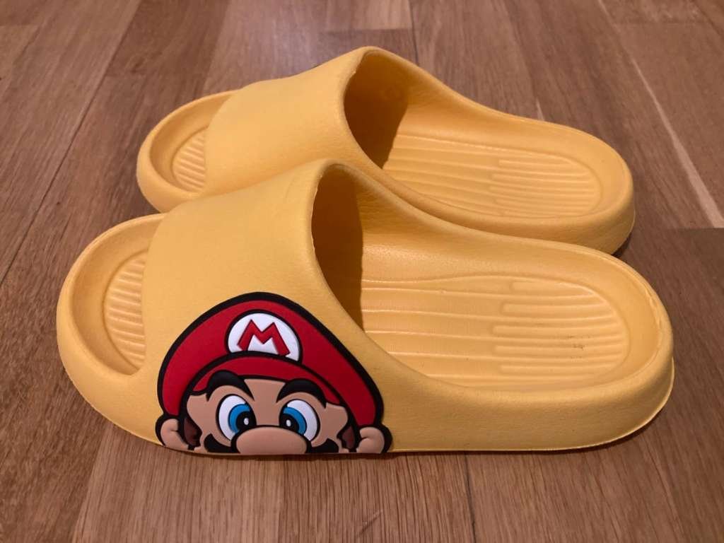 Super Mario Schuhe Badeschuhe