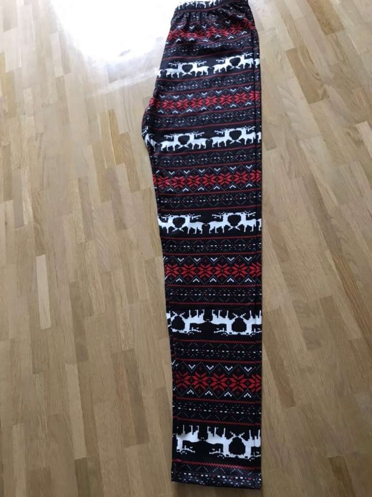 Pyjama / Jogginganzug mit Rentier Motiv 
