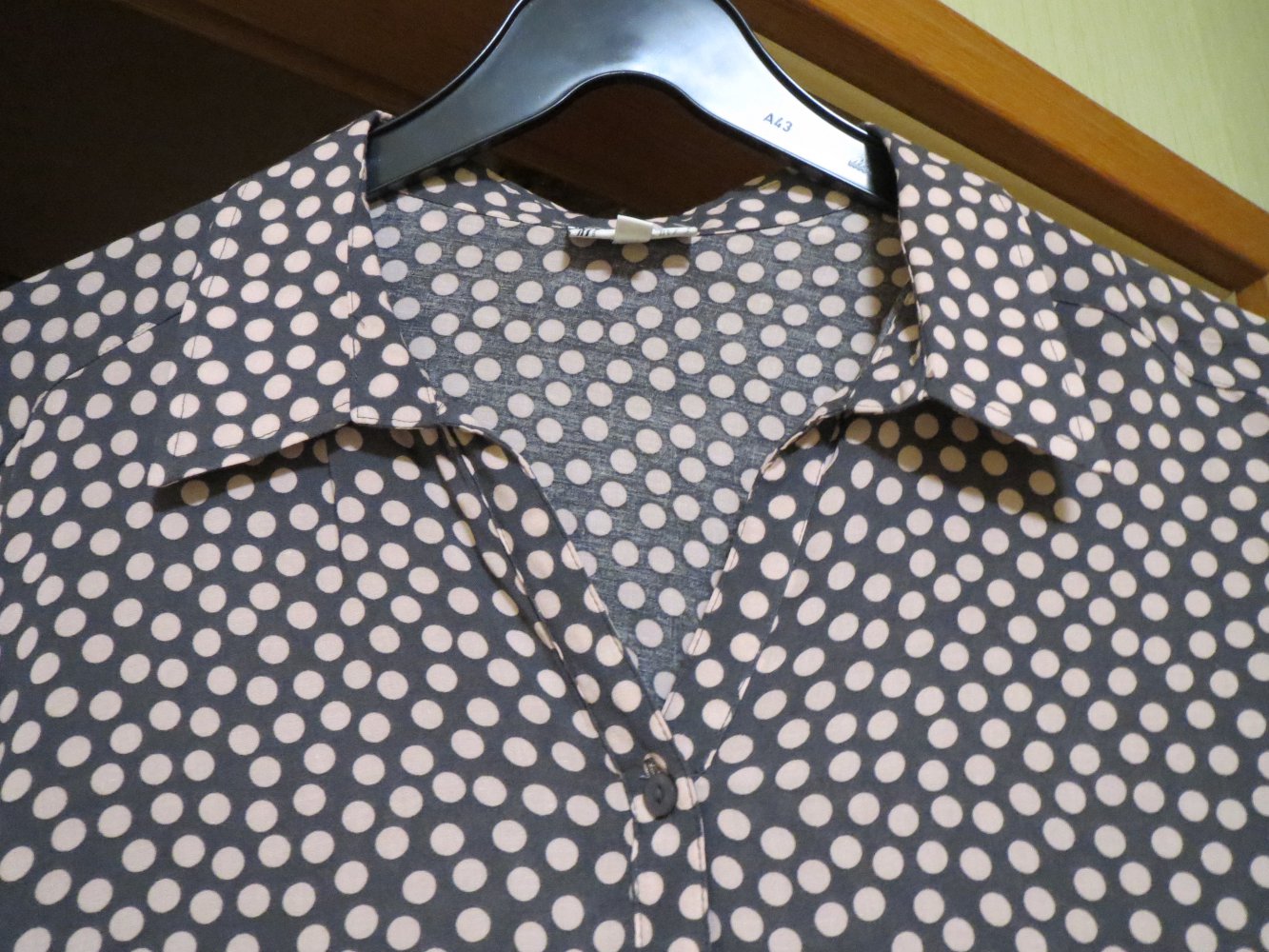 Bluse, Gr.42/M, gepunktet