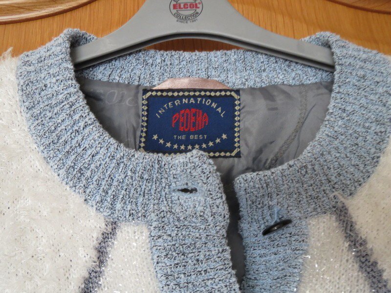 Strickjacke, Gr.M, gefüttert, blau-weiß