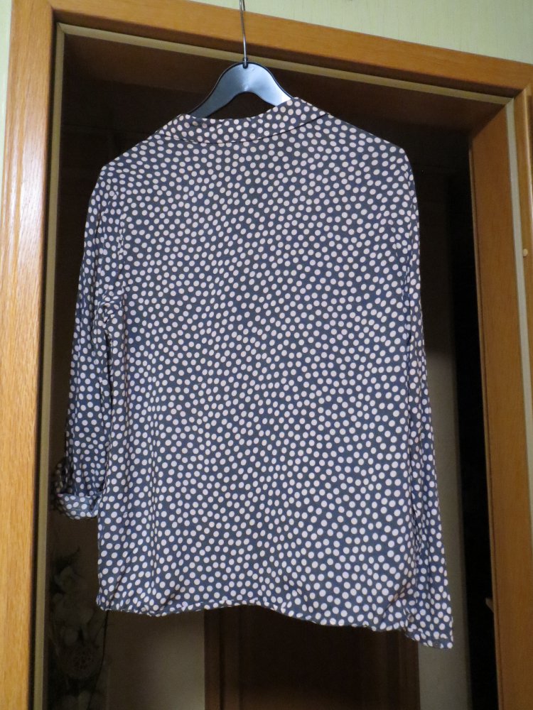 Bluse, Gr.42/M, gepunktet