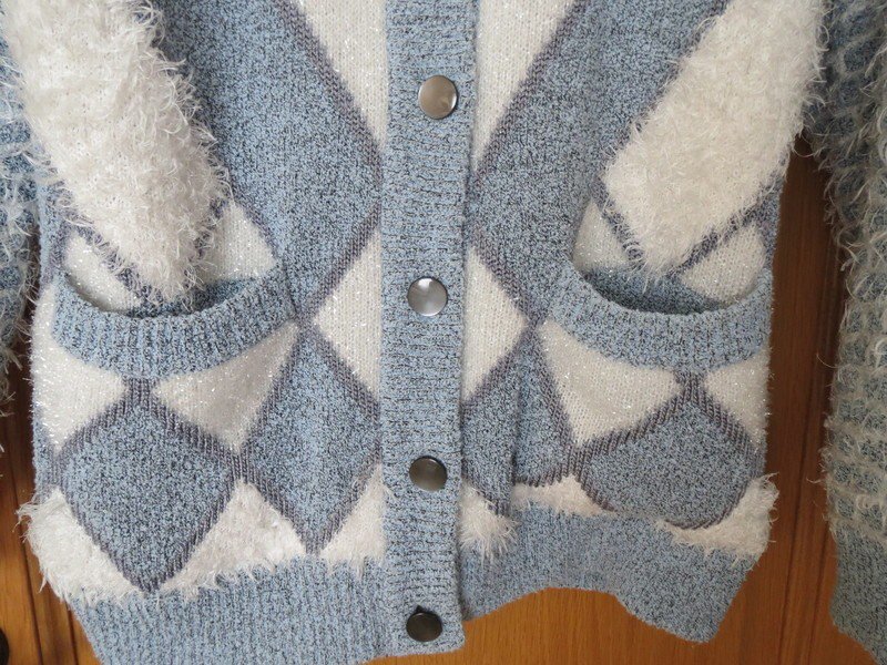 Strickjacke, Gr.M, gefüttert, blau-weiß