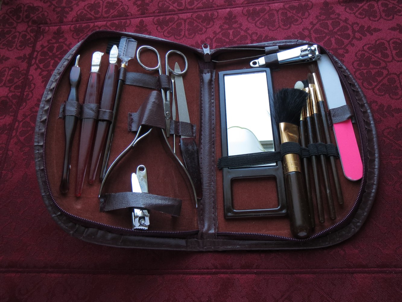 Kosmetik Ladies Manicure & Make up Set von Miss Nails