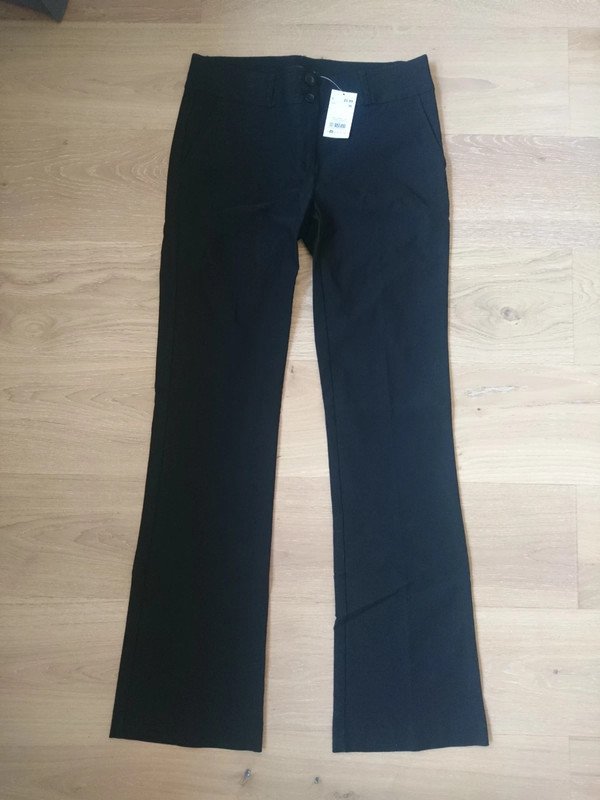 Neu | Boot Cut Hose | Gr. 36 S | schwarz | Blind Date