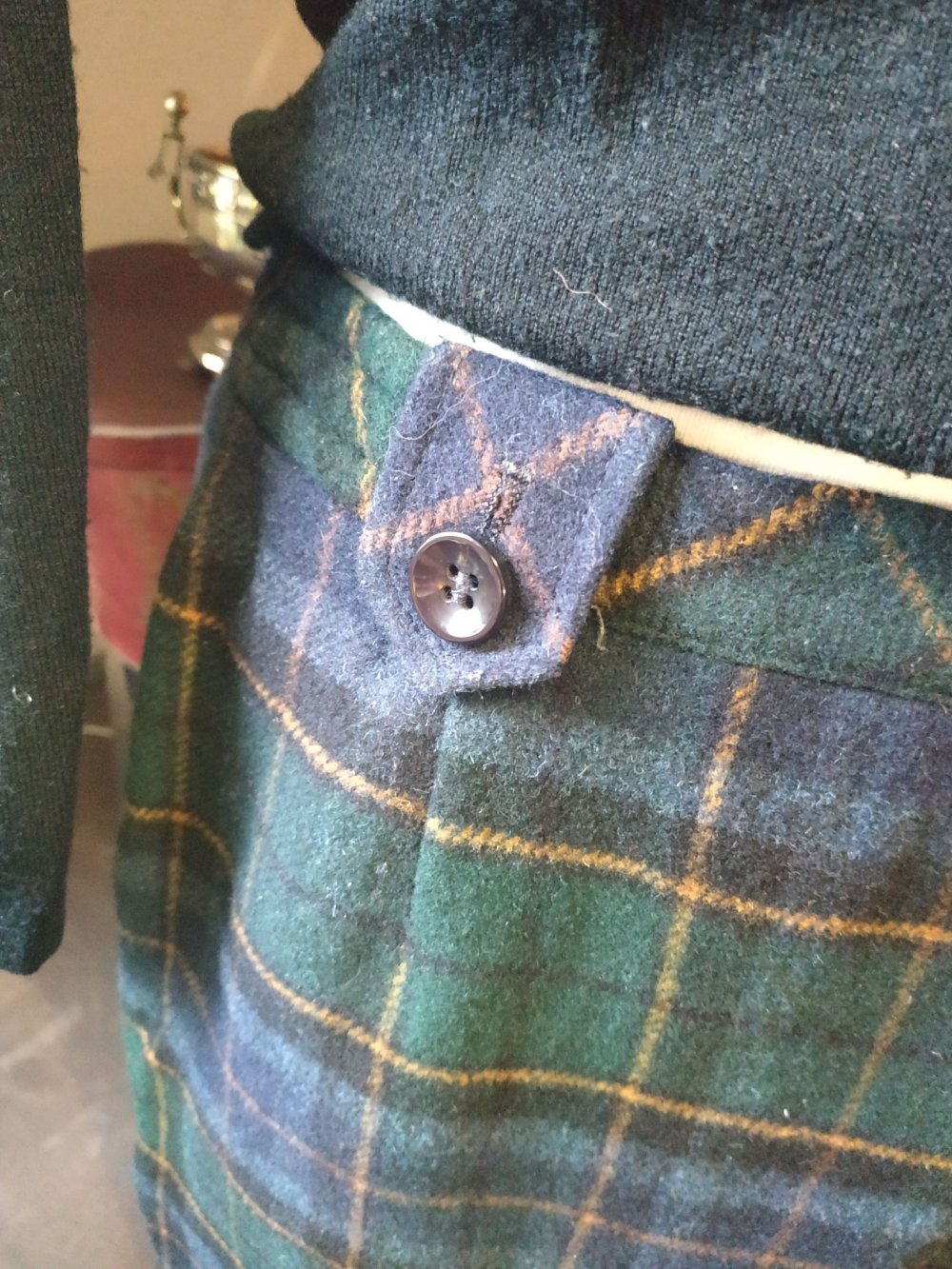 True Vintage Woll Bleistift Rock Tartan Dark Acedemia