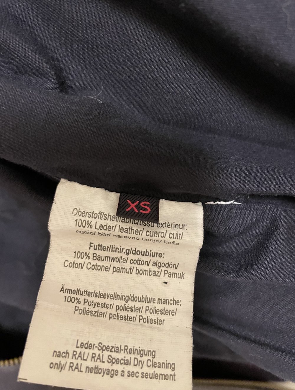 Dunkelblaue Lederjacke von Tom Tailor