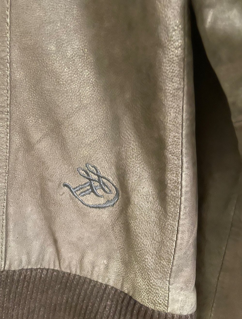 Dunkelblaue Lederjacke von Tom Tailor