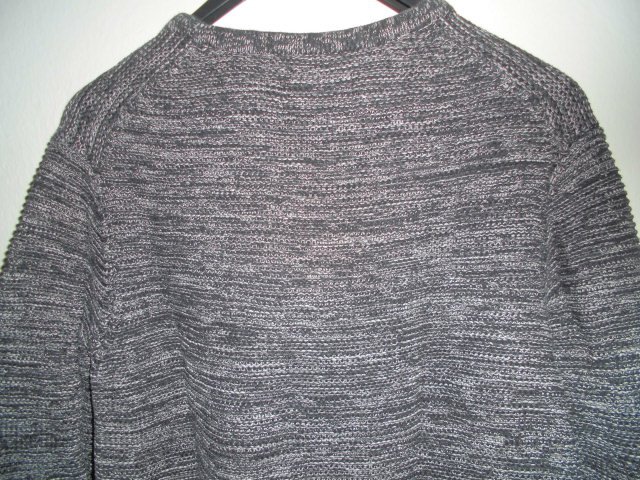 Graumelierter dicker Baumwollpullover für Herren !