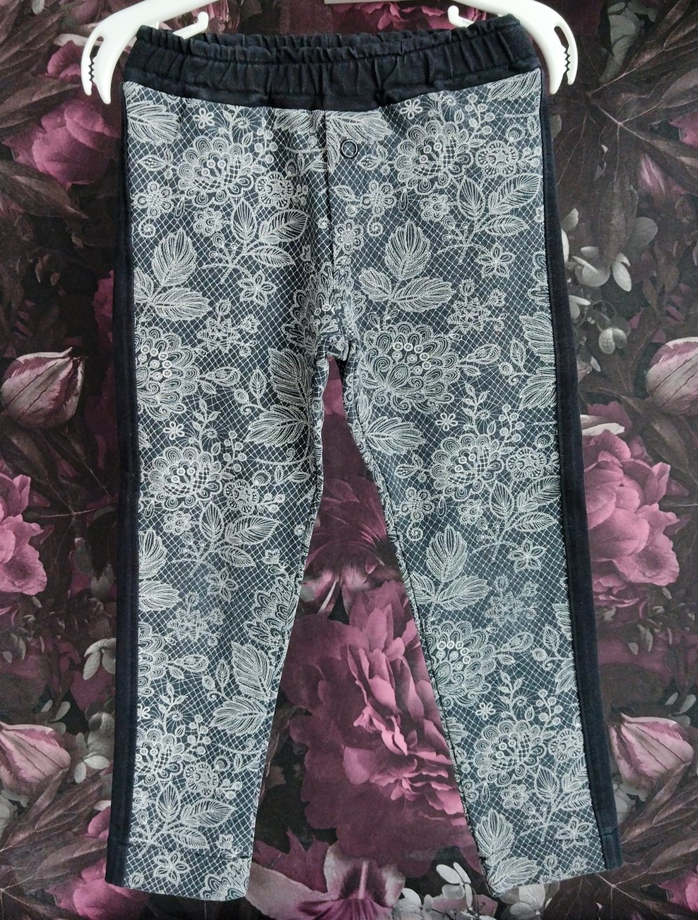 Treggings ° Hose ° schwarz ° Blumen ° Handmade ° 98
