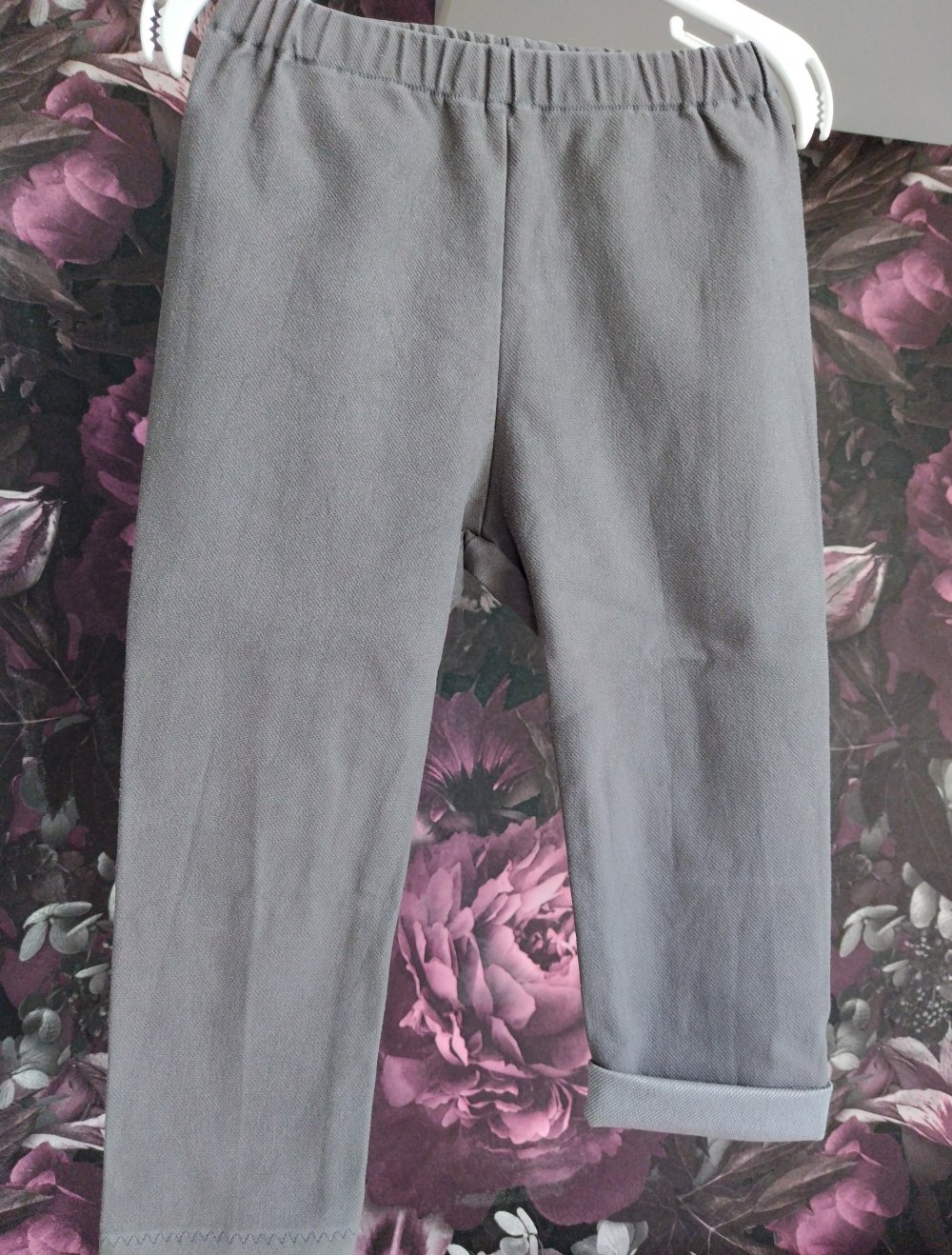 Leichte Jeans ° grau ° Anthrazit ° Handmade ° Kleinkind ° 86/92