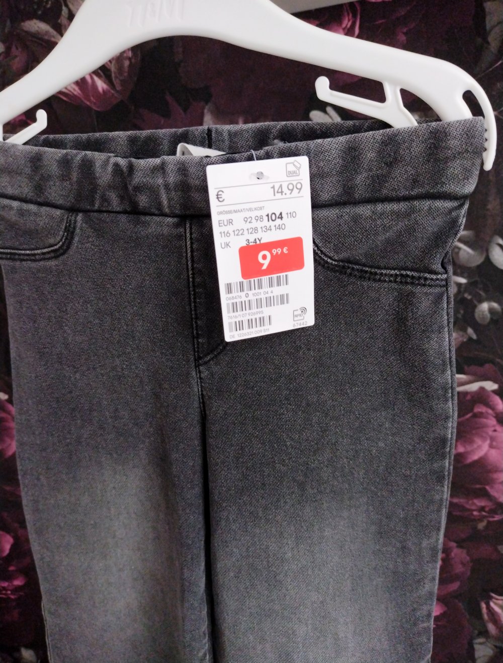 Jeans ° H&M ° neu ° grau ° Sterne ° Schlaghose ° 104