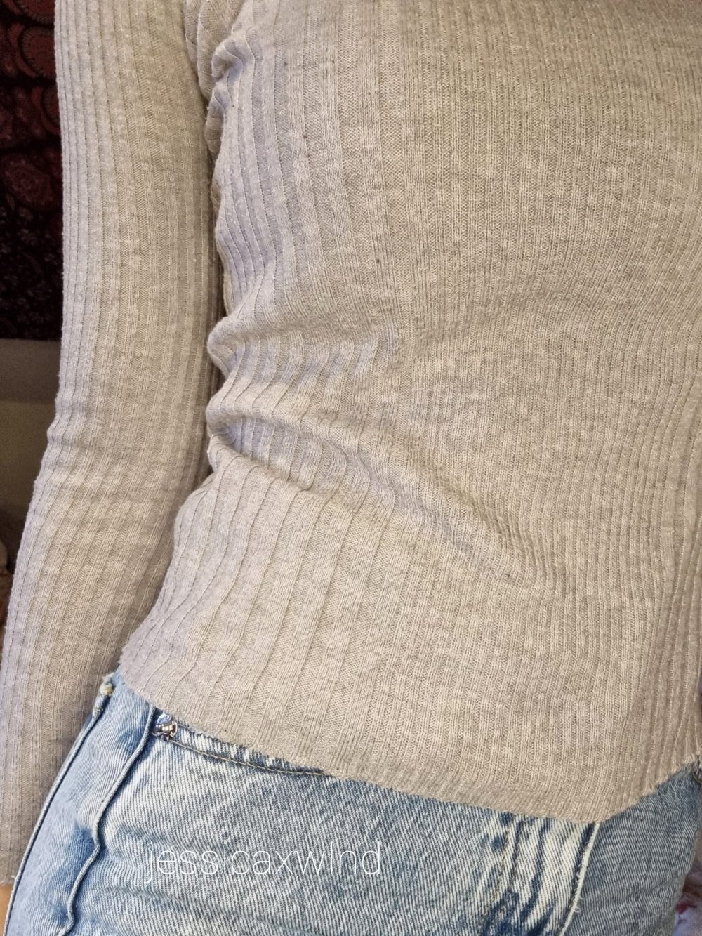 Graues Sweatshirt