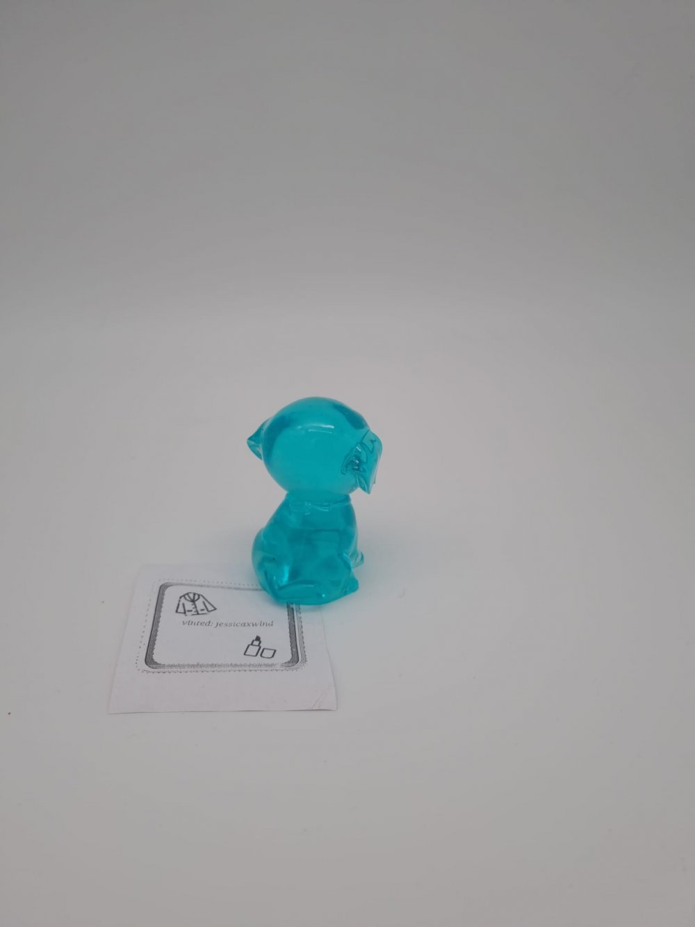 Hundefigur aus Epoxidharz