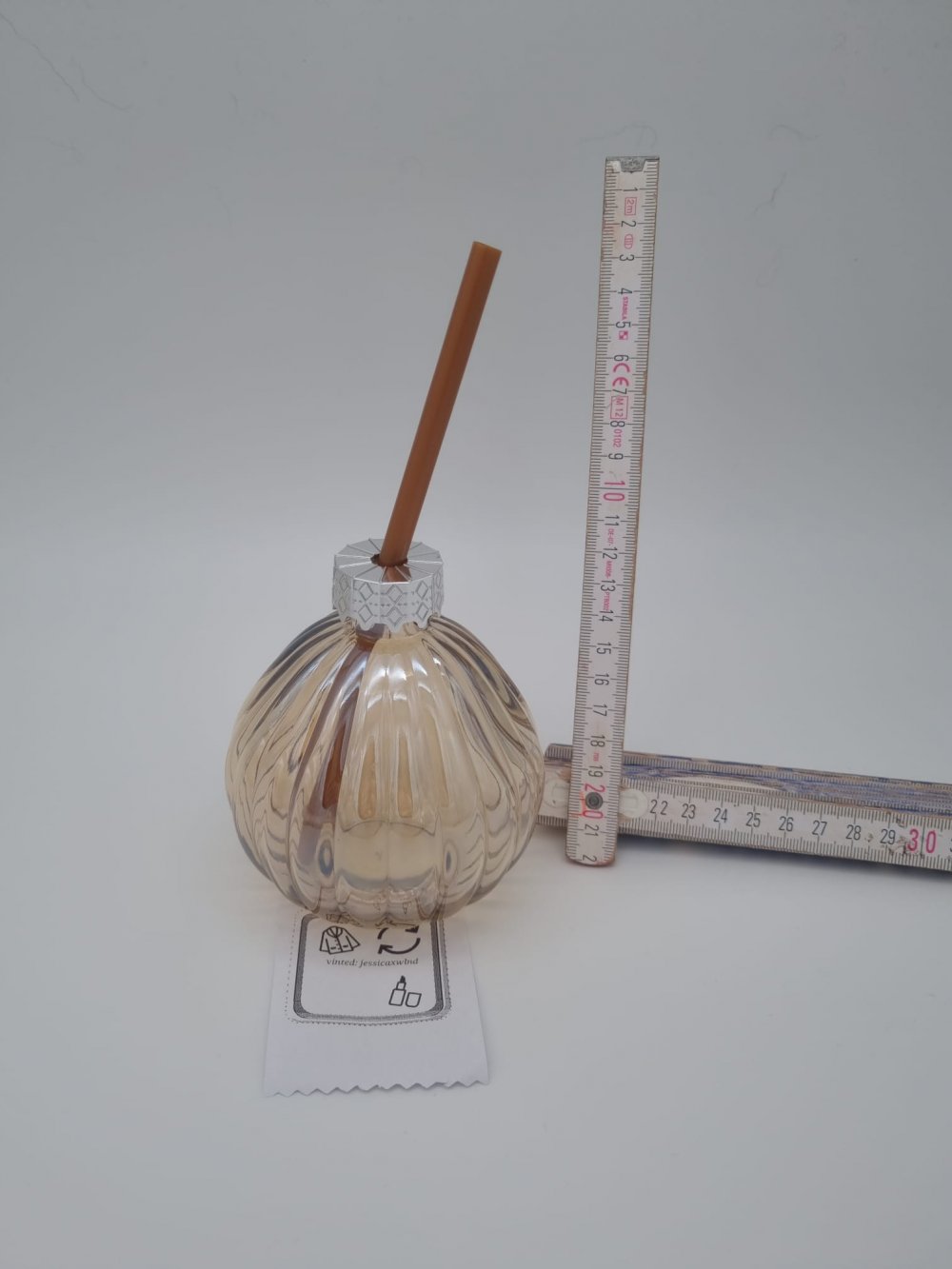 Virales Winterliches Glas mit Strohhalm