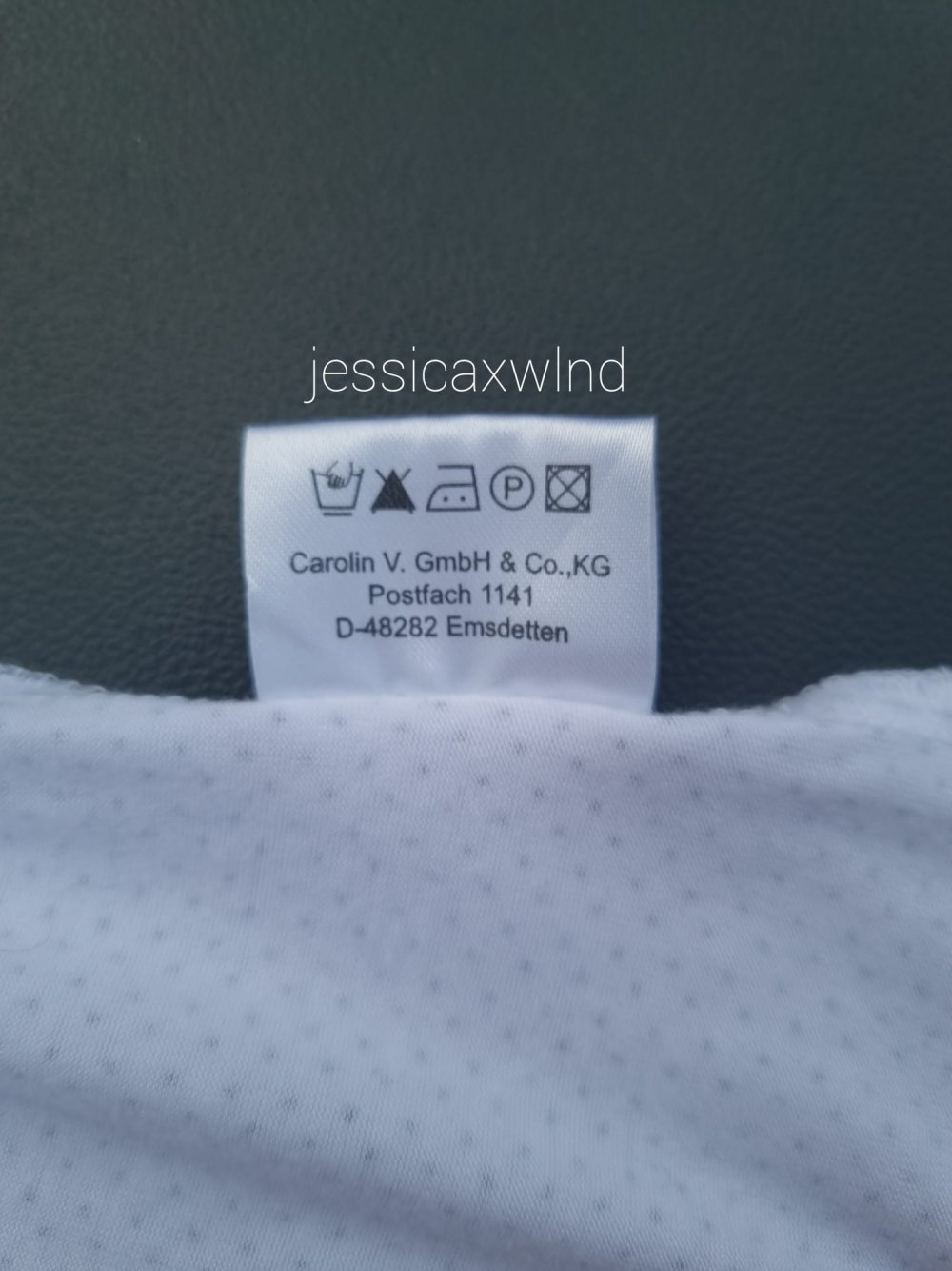 Viskose Shirt mit gepunkteten Bolero