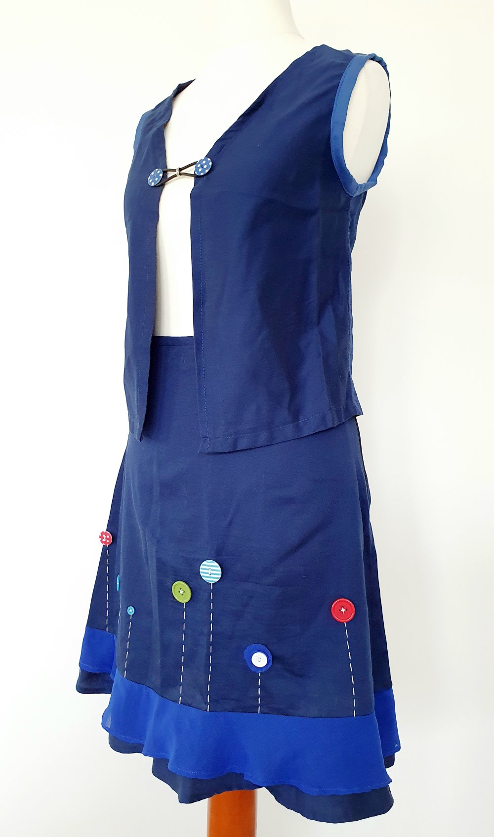 Weste mit Zierknöpfen marineblau für Mädchen