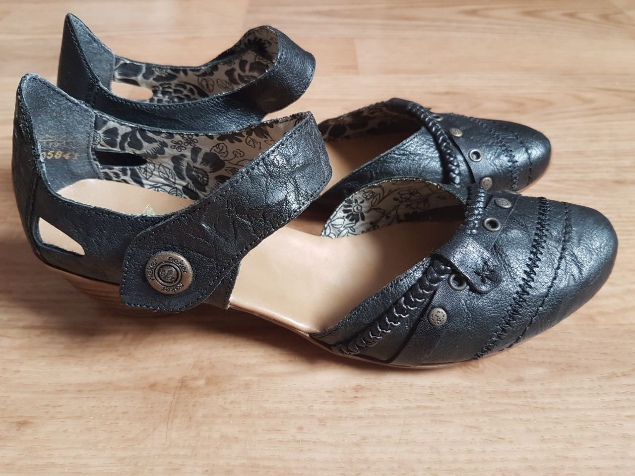 Rieker Pumps schwarz 39 mit Knöchelriemchen 43702-01