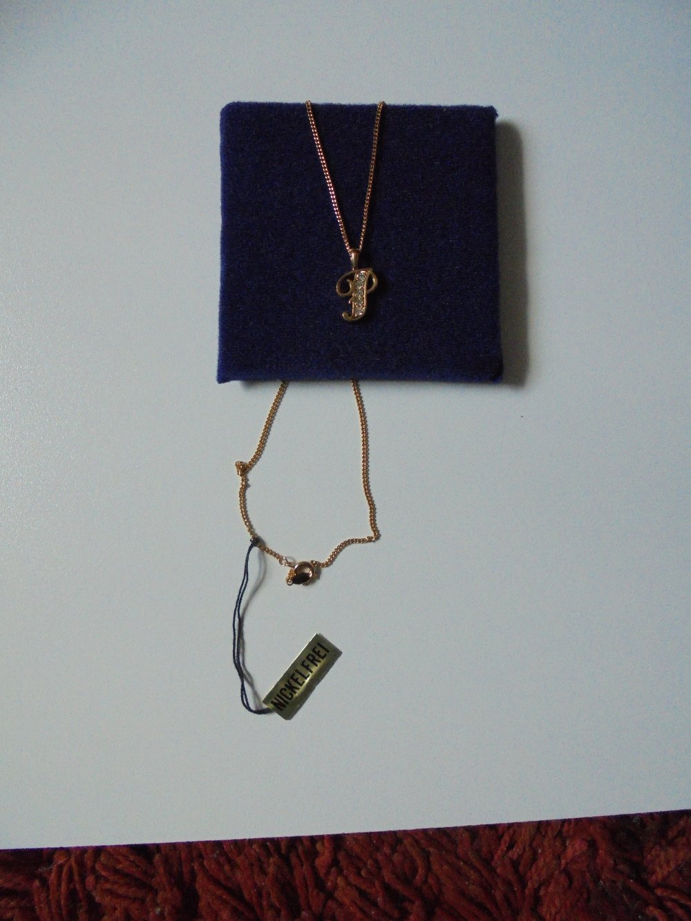 Modeschmuck Kette mit Anhänger Buchstabe P ca. 44 cm lang