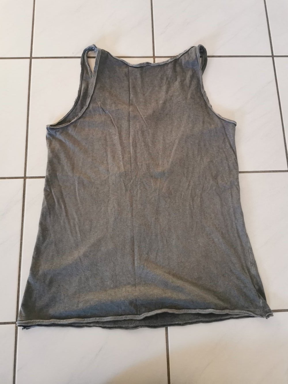 Graues Top