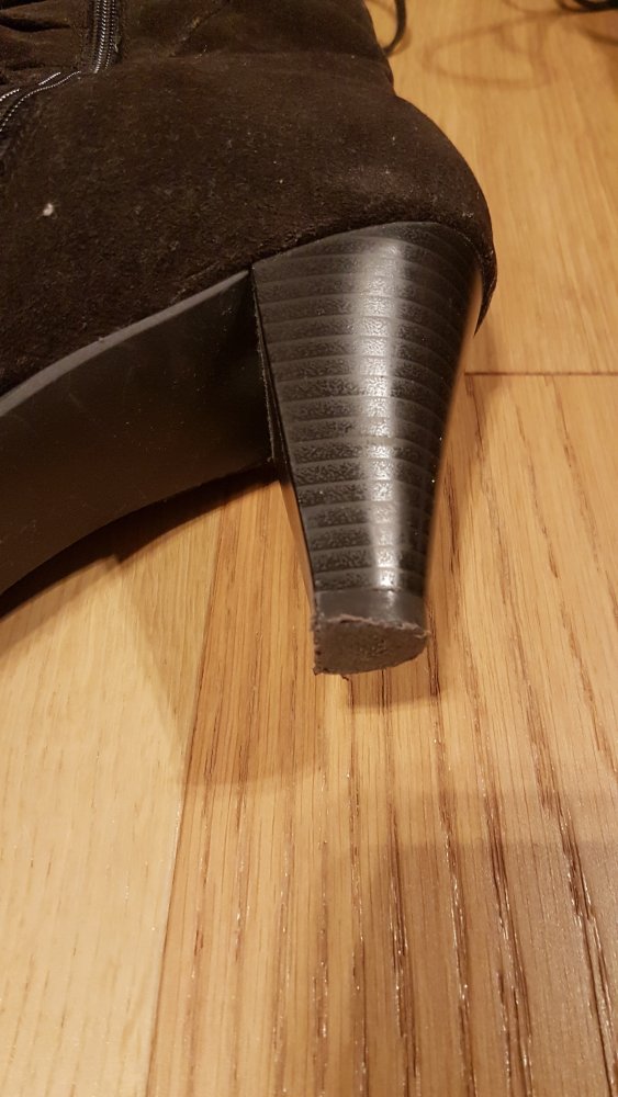 braune Stiefel