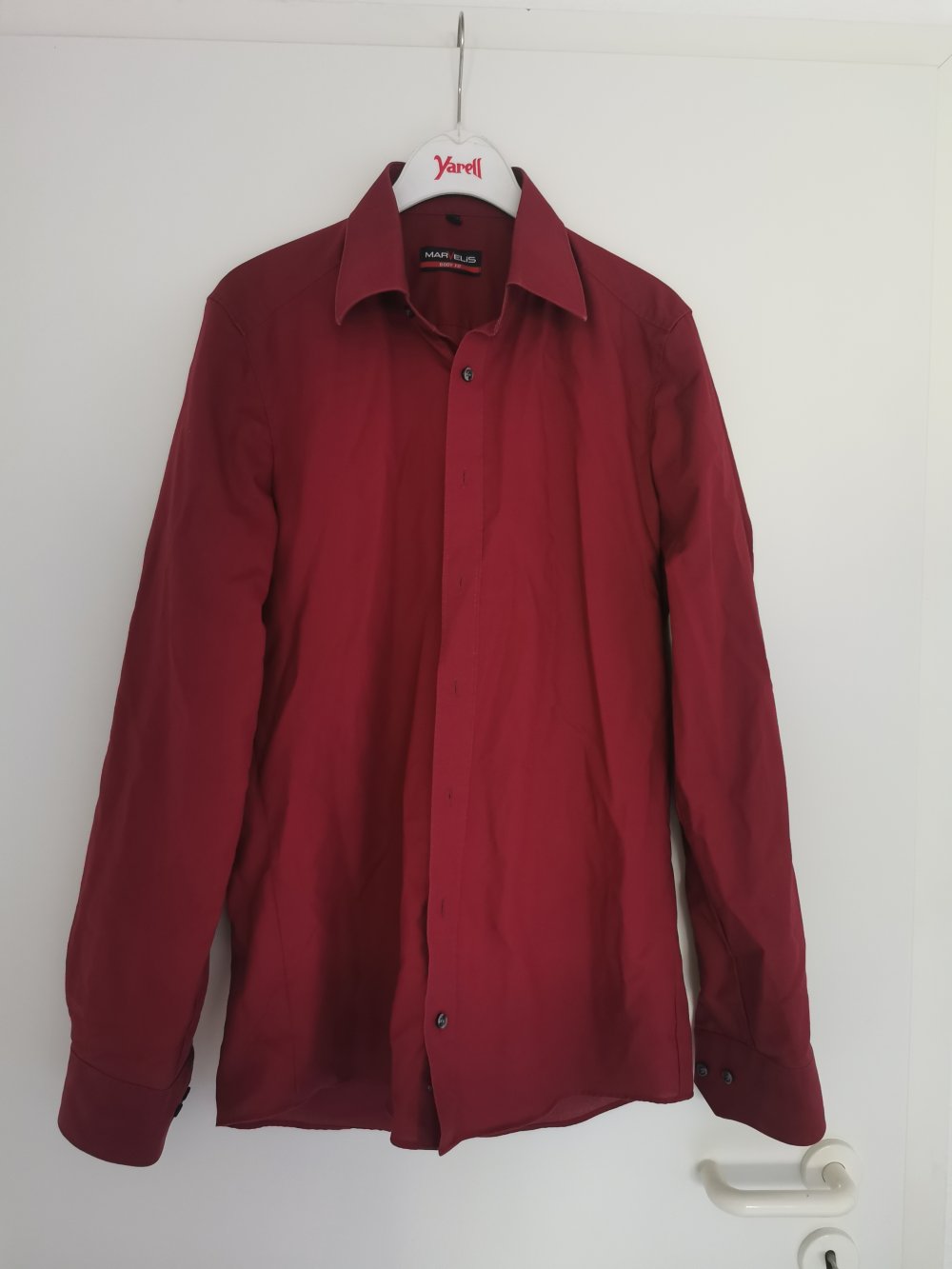 rotes Hemd