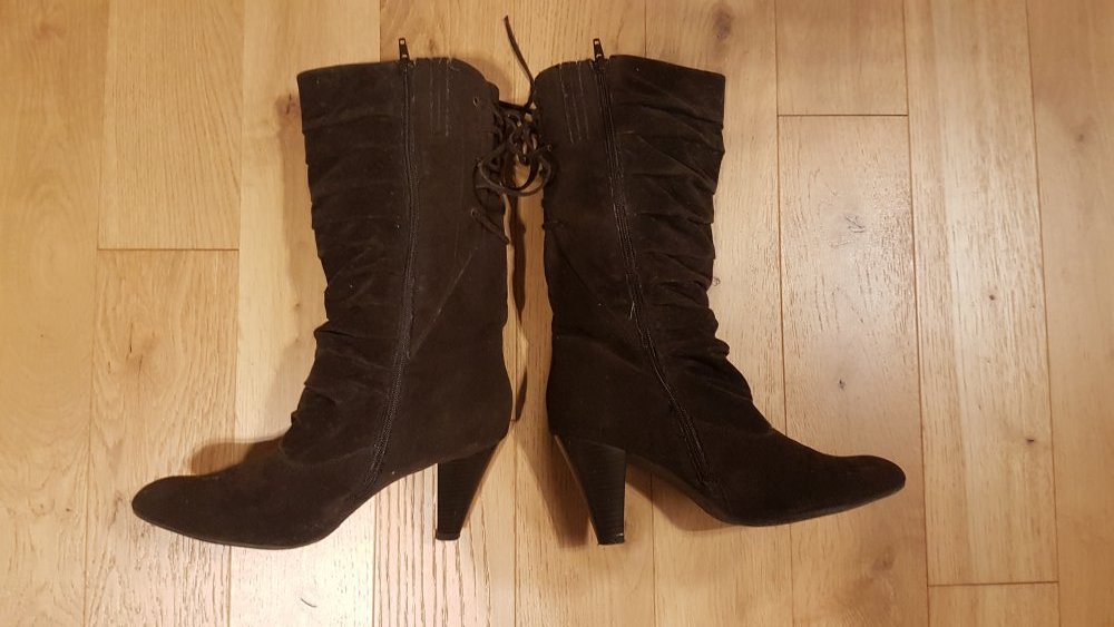 braune Stiefel