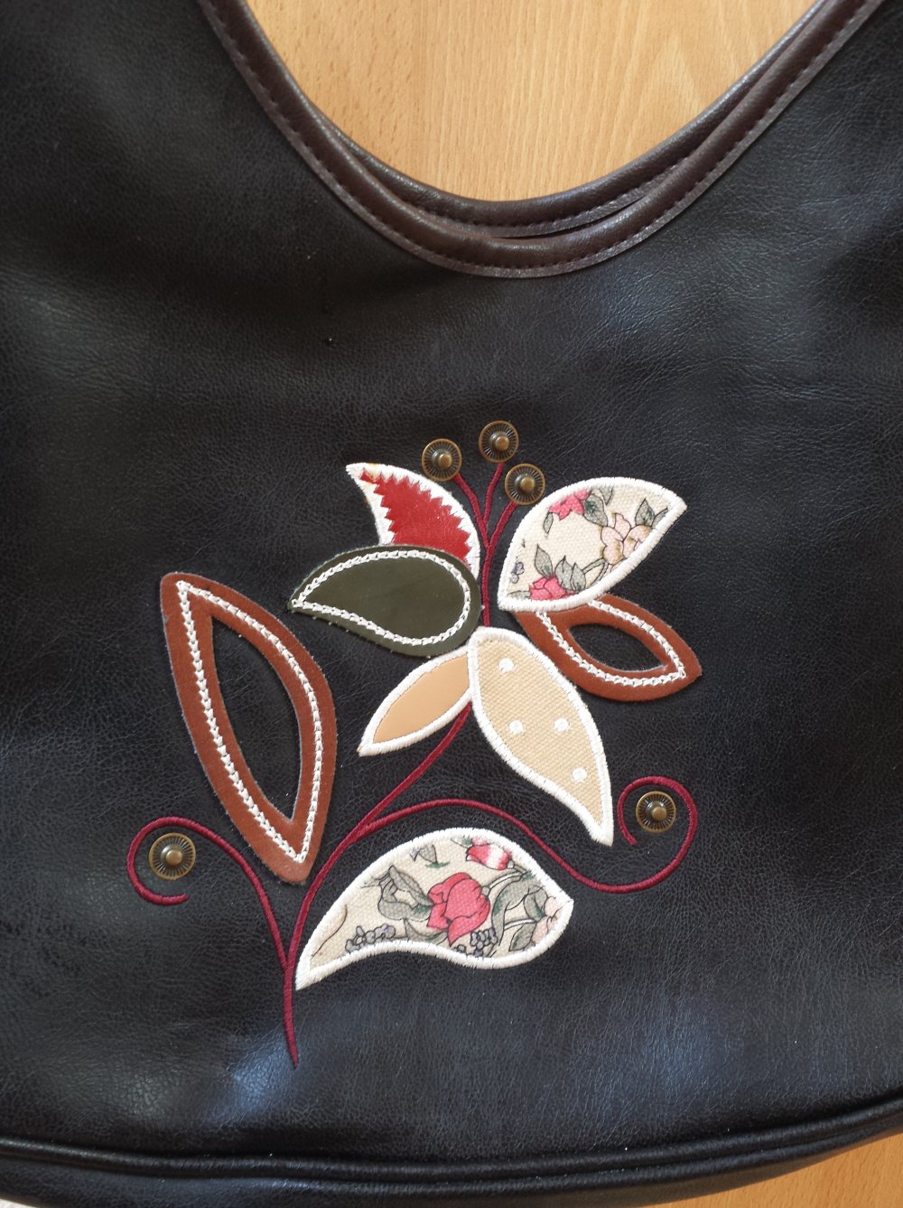 Grosse Handtasche Hängetasche mit Giada Anhänger/Zipper 