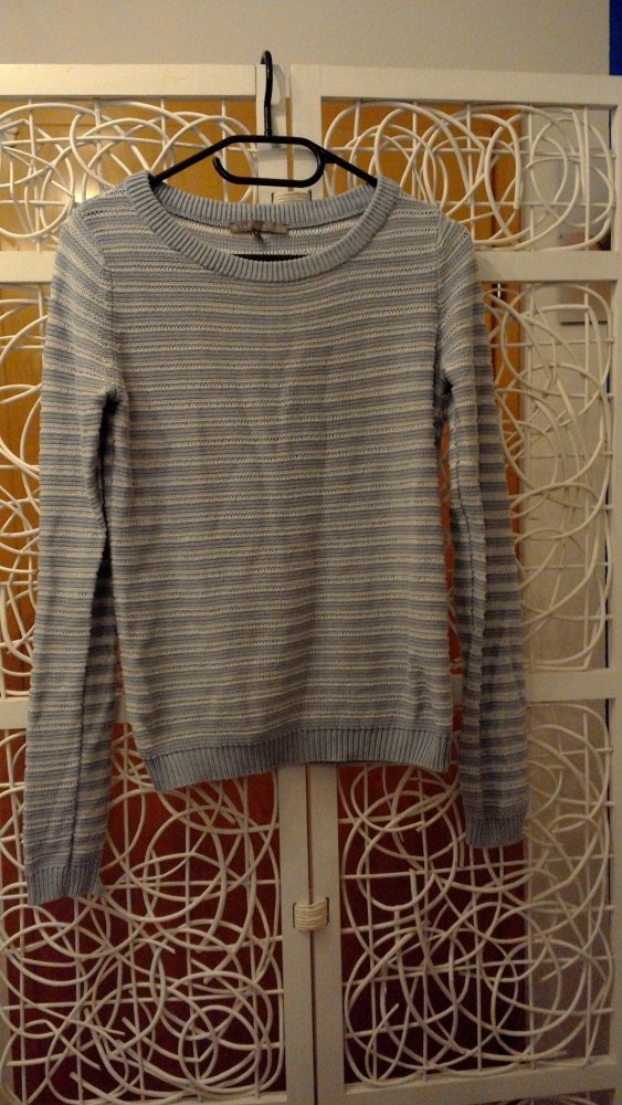 gestreifter Pulli